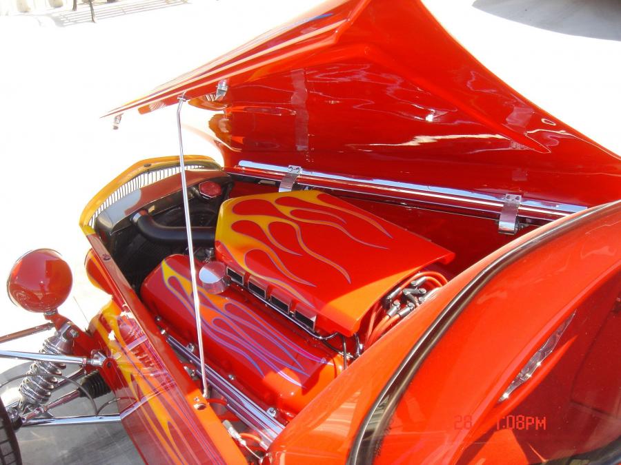  Ford Hi-Boy Roadster Dazzler 1933 года  (фото 4 из 7)